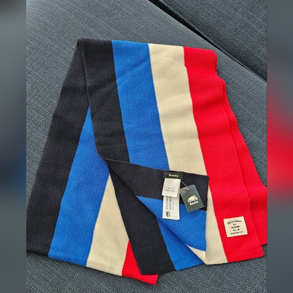 Scarf - Roots - Picture 2 of 3